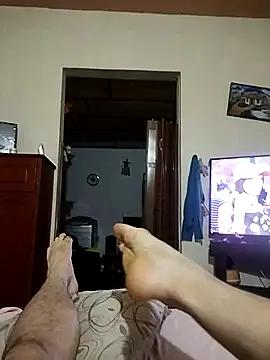 Snapshot of starplss chatting on 10/17/25, 02:48 starplss online show from 10/17/25, 02:48