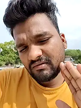 Snapshot of BabuCouple chatting on 09/11/25, 04:12 BabuCouple online show from 09/11/25, 04:12