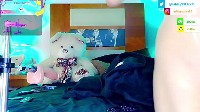 ashley 19xx online show from 11/30/25, 08:18