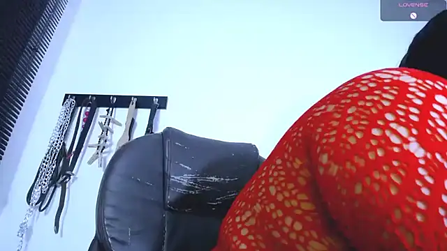 Snapshot of alejandraluxt chatting on 09/10/25, 09:26 alejandraluxt online show from 09/10/25, 09:26