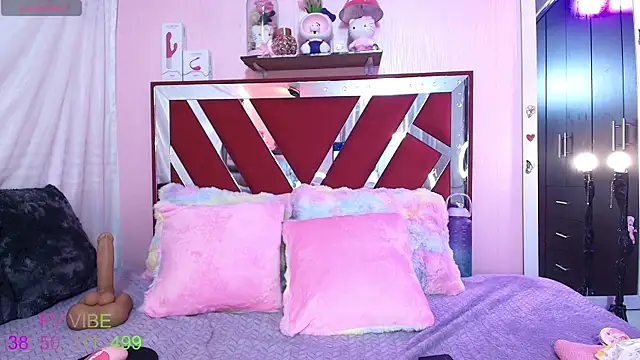 Foxy Megan online show from 02/11/25, 11:10