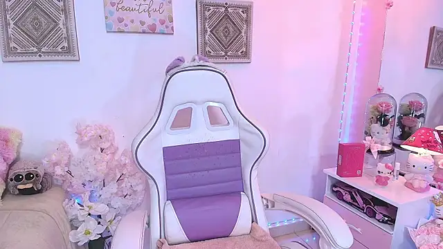 Foxy Megan online show from 09/29/25, 07:08