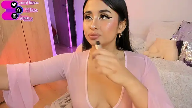 Snapshot of Queen_liana chatting on 01/21/25, 08:52 Queen liana online show from 01/21/25, 08:52