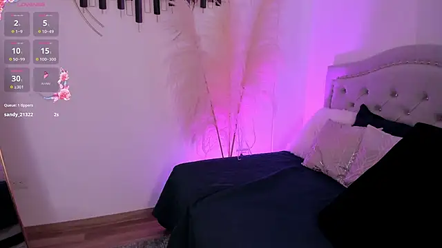 Snapshot of LaraBaker chatting on 03/11/25, 03:12 LaraBaker online show from 03/11/25, 03:12