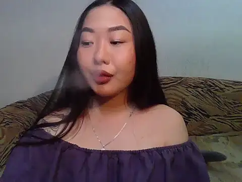 Snapshot of Aleksa_Blackdream chatting on 04/24/26, 07:05 Aleksa Blackdream online show from 04/24/26, 07:05