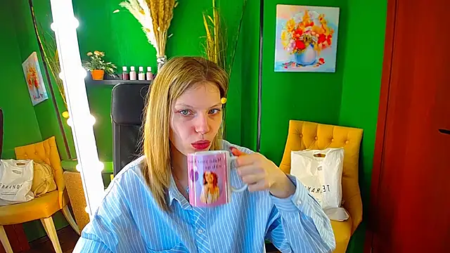 MaryHiggins online show from 02/22/25, 06:17