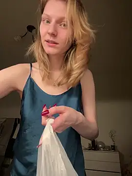 MaryHiggins online show from 03/01/25, 07:26