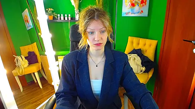 MaryHiggins online show from 03/17/25, 10:49