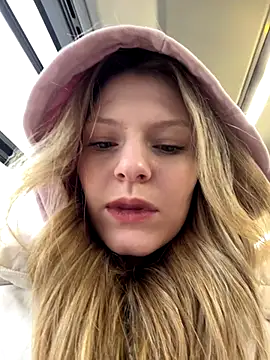 MaryHiggins online show from 11/09/25, 10:35