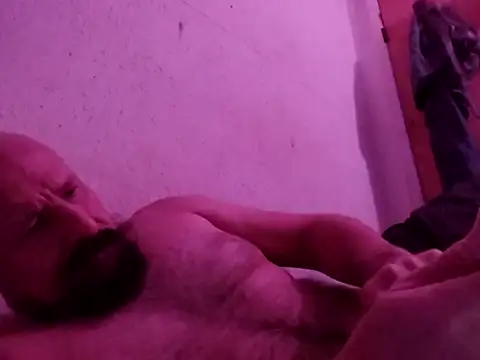 Snapshot of madmaxmiami chatting on 03/29/26, 03:50 madmaxmiami online show from 03/29/26, 03:50