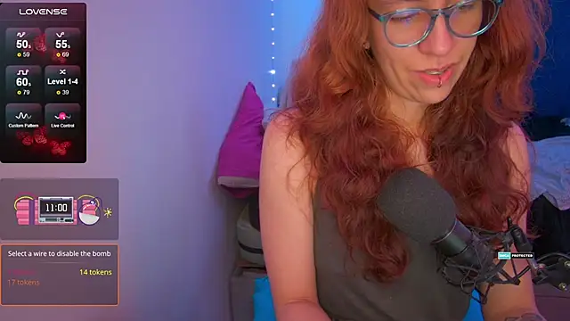Snapshot of thecherry_Paulette chatting on 06/17/26, 02:25 thecherry Paulette online show from 06/17/26, 02:25