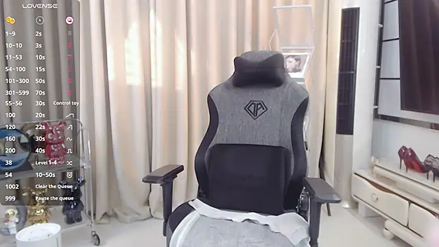 Judy0523 online show from 01/17/25, 08:13