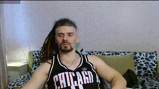 Aestheticguy101 online show from 11/30/25, 11:36