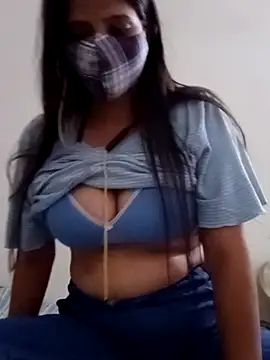 Snapshot of Ipsita-bold chatting on 05/06/26, 11:15 Ipsita-bold online show from 05/06/26, 11:15
