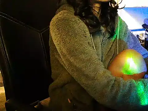 exude diya online show from 01/16/25, 03:34