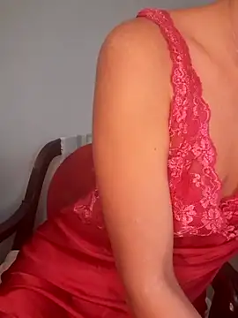 Snapshot of megan2021 chatting on 01/04/25, 01:21 megan2021 online show from 01/04/25, 01:21