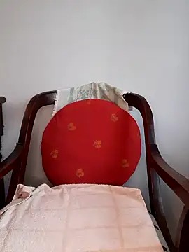 Snapshot of megan2021 chatting on 02/13/25, 01:26 megan2021 online show from 02/13/25, 01:26