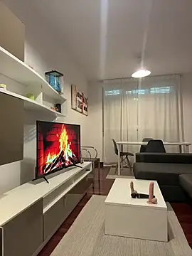 Snapshot of redheaddoll22 chatting on 11/28/25, 09:45 redheaddoll22 online show from 11/28/25, 09:45