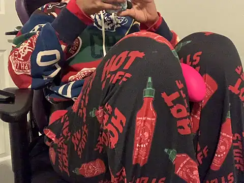 RylHoneyy online show from 12/11/24, 02:30