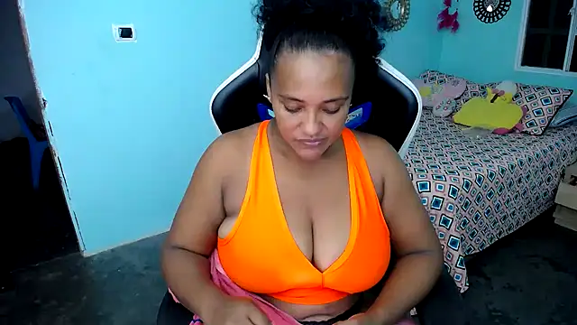 marysol83 online show from 09/18/25, 02:35