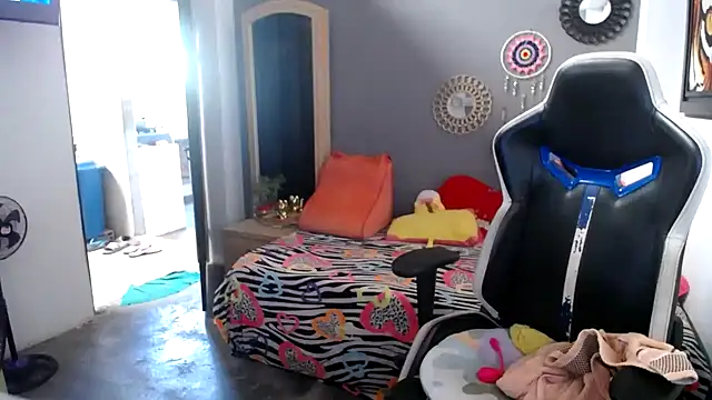 Snapshot of marysol83 chatting on 03/23/26, 07:07 marysol83 online show from 03/23/26, 07:07