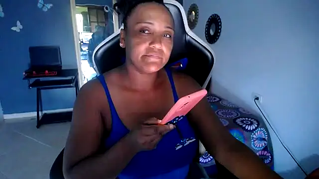 Snapshot of marysol83 chatting on 04/12/26, 03:50 marysol83 online show from 04/12/26, 03:50