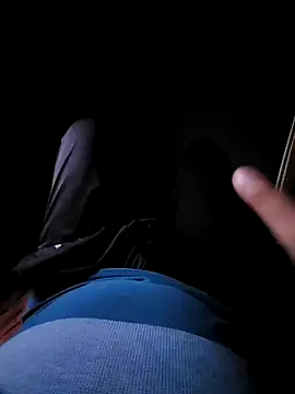 Snapshot of vansh1802 chatting on 01/24/25, 03:32 vansh1802 online show from 01/24/25, 03:32