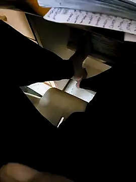 Snapshot of vansh1802 chatting on 01/27/25, 06:52 vansh1802 online show from 01/27/25, 06:52