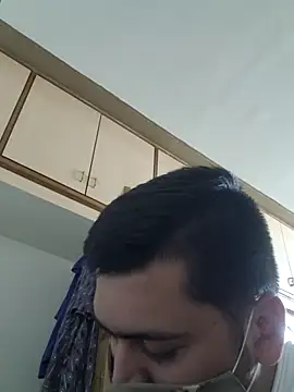 Snapshot of vansh1802 chatting on 03/16/25, 06:23 vansh1802 online show from 03/16/25, 06:23