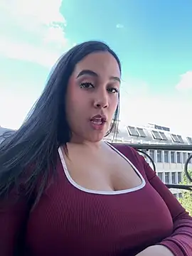 Snapshot of WHAAATTTTTTTTTT chatting on 06/01/26, 01:24 WHAAATTTTTTTTTT online show from 06/01/26, 01:24