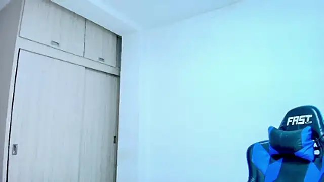 sophiax-x online show from 01/16/26, 04:33