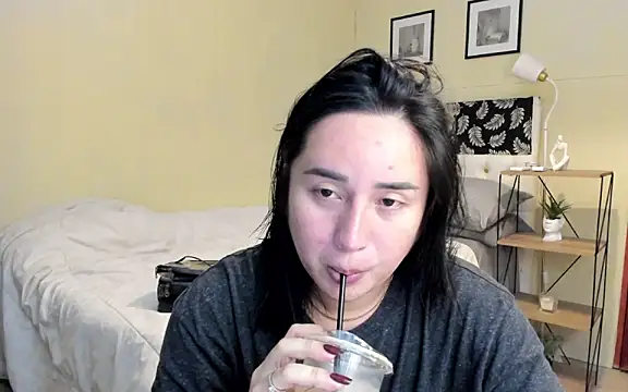 Snapshot of Sexysafarahh chatting on 03/31/26, 08:59 Sexysafarahh online show from 03/31/26, 08:59
