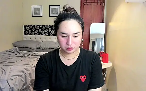 Snapshot of Sexysafarahh chatting on 05/13/26, 12:46 Sexysafarahh online show from 05/13/26, 12:46