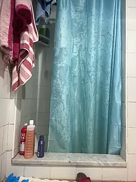 Snapshot of CRHYSTEL chatting on 02/23/25, 01:32 CRHYSTEL online show from 02/23/25, 01:32