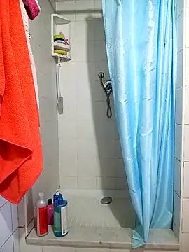 Snapshot of CRHYSTEL chatting on 10/09/25, 08:01 CRHYSTEL online show from 10/09/25, 08:01