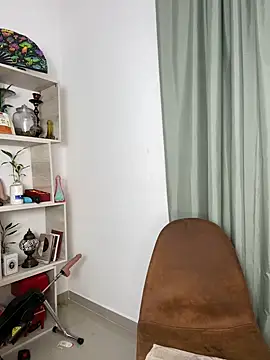 Snapshot of Emma_Wish chatting on 02/03/25, 11:47 Emma Wish online show from 02/03/25, 11:47