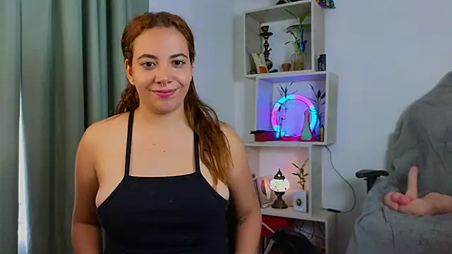 Snapshot of Emma_Wish chatting on 02/23/25, 08:44 Emma Wish online show from 02/23/25, 08:44