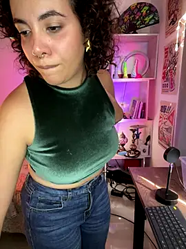 Snapshot of Emma_Wish chatting on 09/24/25, 08:23 Emma Wish online show from 09/24/25, 08:23