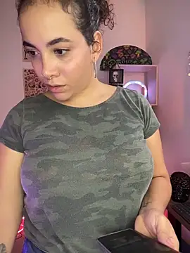 Emma Wish online show from 11/18/25, 03:49