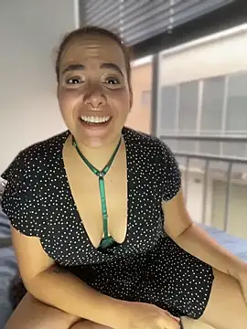 Emma Wish online show from 04/15/26, 09:48