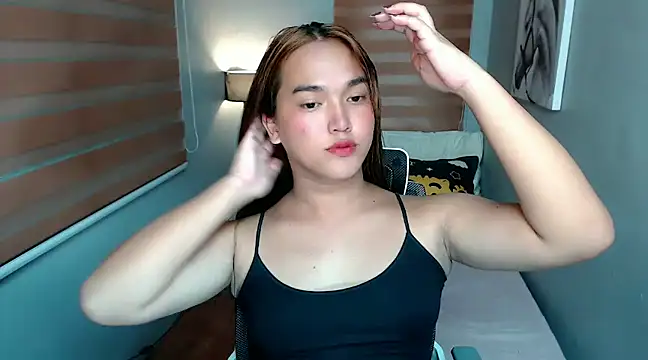 MoaningKylie online show from 12/13/24, 10:08