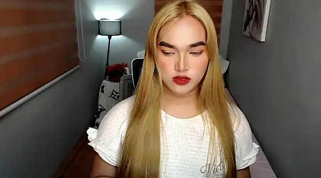 MoaningKylie online show from 01/18/25, 03:42