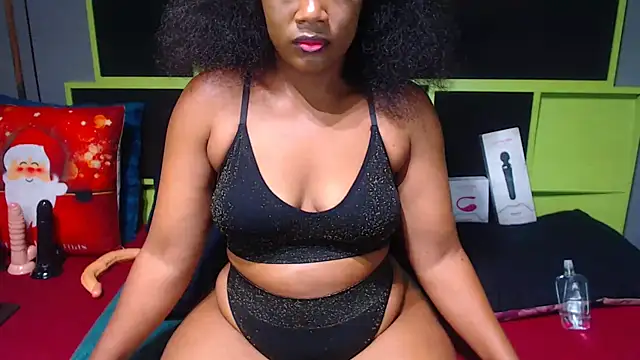 SexyAssDivaxxx online show from 02/11/25, 04:33
