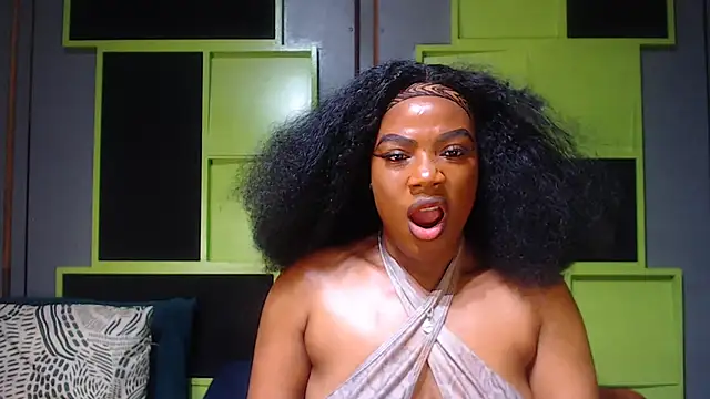 SexyAssDivaxxx online show from 10/27/25, 05:44