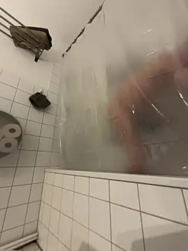 Snapshot of EchoFux chatting on 01/19/26, 06:28 EchoFux online show from 01/19/26, 06:28