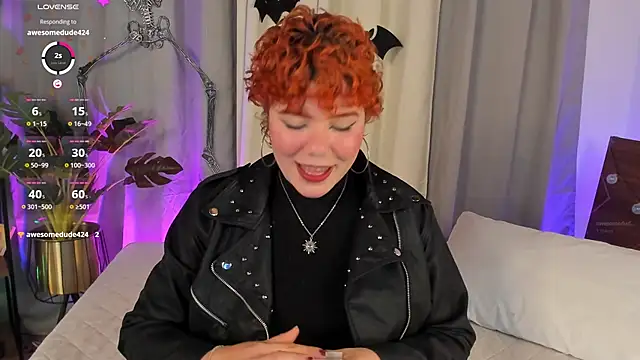 Snapshot of Amy_art chatting on 10/28/25, 08:33 Amy art online show from 10/28/25, 08:33