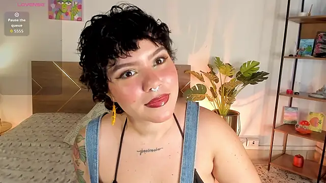 Amy art online show from 05/13/26, 09:22