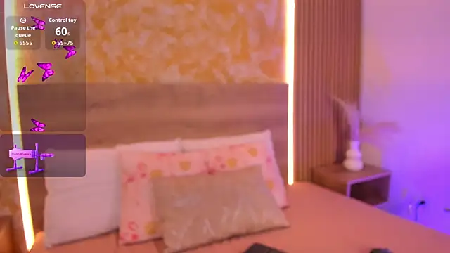 Alana 2916  online show from 10/07/25, 03:47