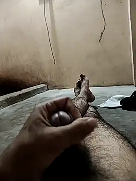 Snapshot of indiangayforyouth chatting on 01/18/25, 06:10 indiangayforyouth online show from 01/18/25, 06:10