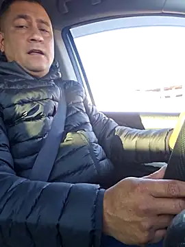 Snapshot of Yedriserna chatting on 10/31/25, 01:23 Yedriserna online show from 10/31/25, 01:23